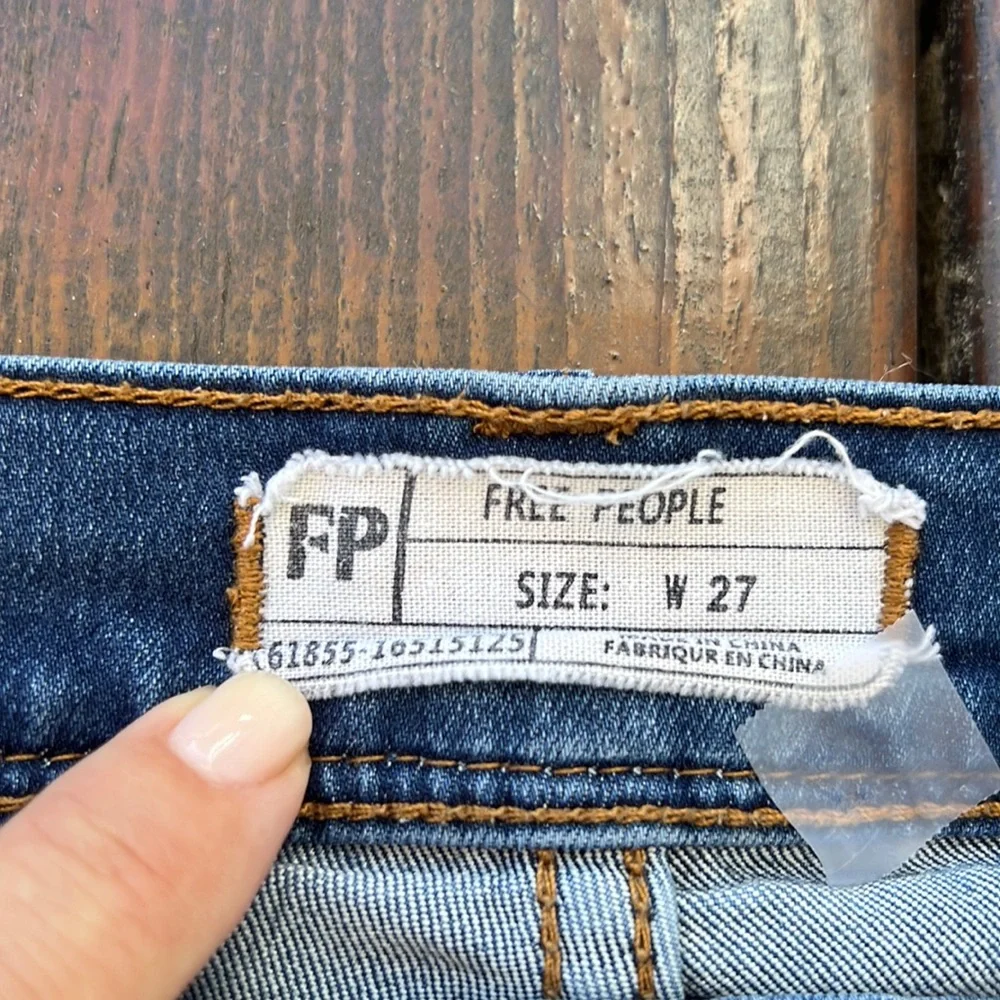 Free People Jeans - Picture 2 of 12